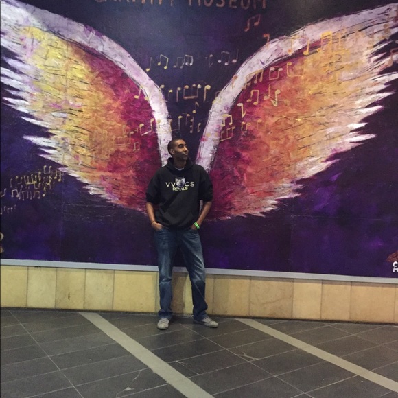 Meet your Posher, Lamont - Picture 1 of 1